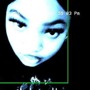 Meet your Posher, Camille